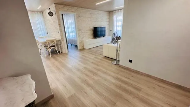 Fantastic Larimar New Apartment Salou España
